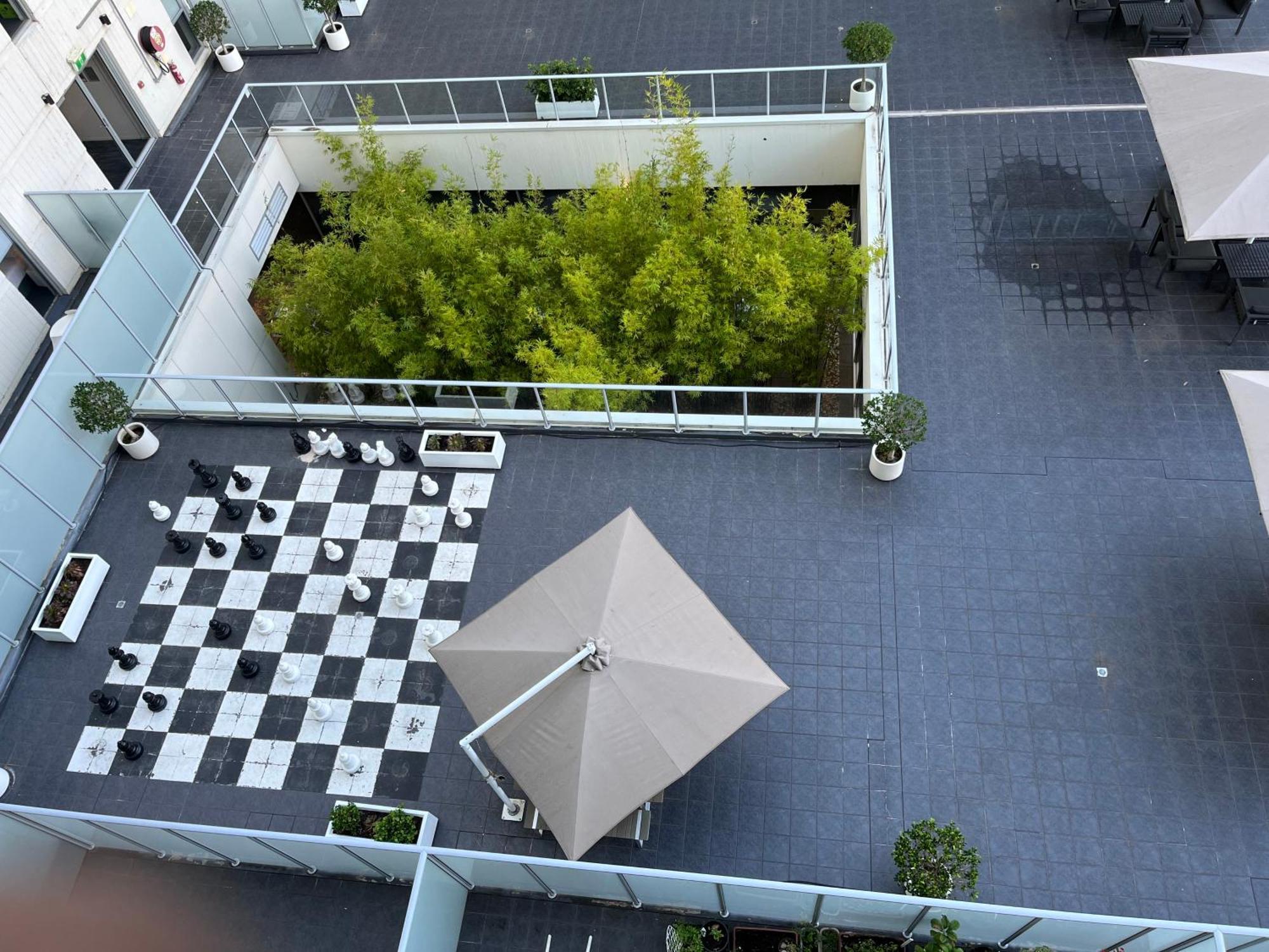 Tasha'S Apartments On Warwick Adelaide Exterior photo